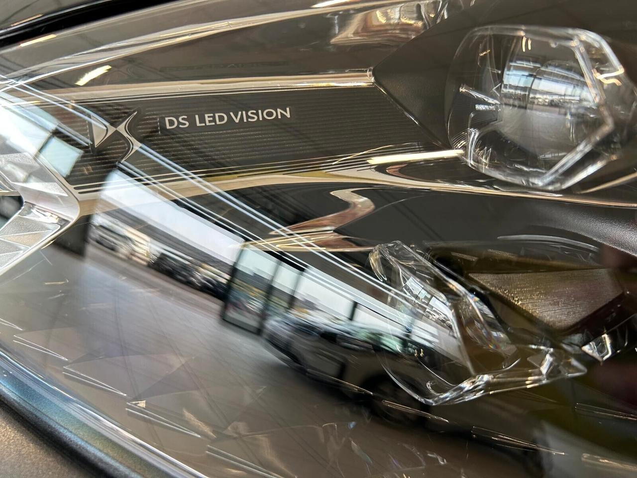 Ds DS3 Crossback PERFORMANCE LINE PureTech 130 aut. SPOTICAR