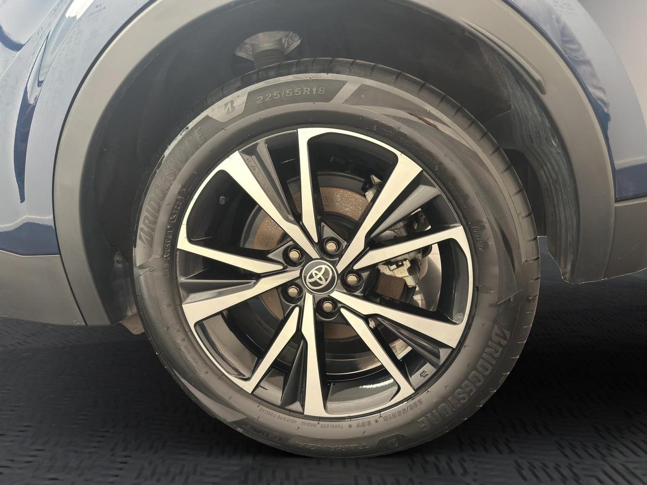Toyota C-HR 2.0 hev Trend fwd e-cvt