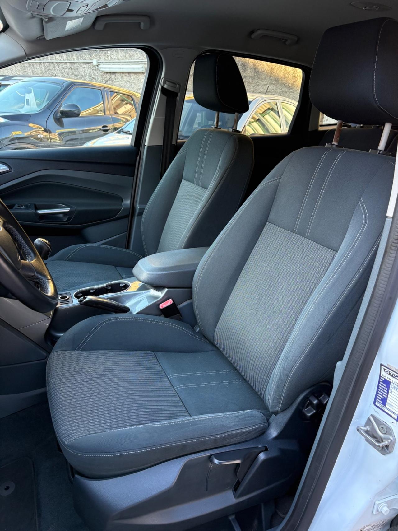 Ford C-Max 1.6 TDCi 115CV Titanium splendida