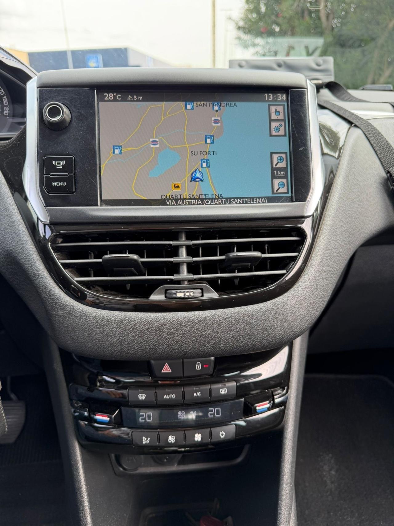 Peugeot 208 1.6 HDI Diesel -Neopatentati-Unico Proprietario