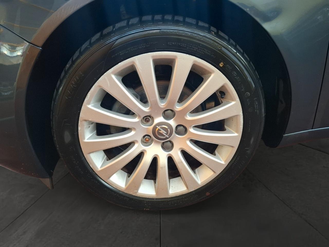 Opel Insignia 2.0 CDTI 160CV 4 porte Cosmo