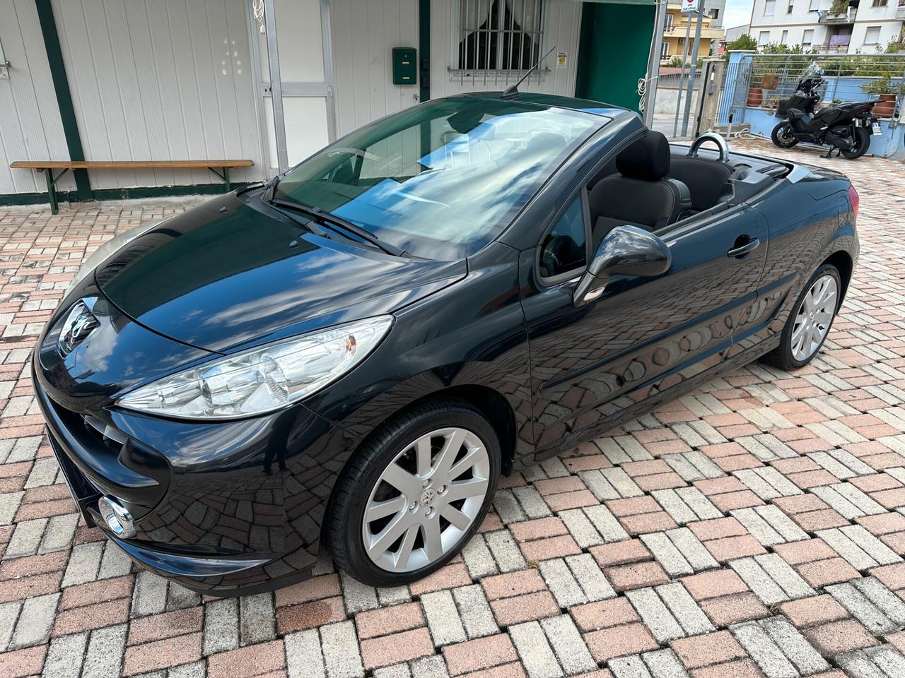 Peugeot 207 1.6 VTi 120CV CC Féline