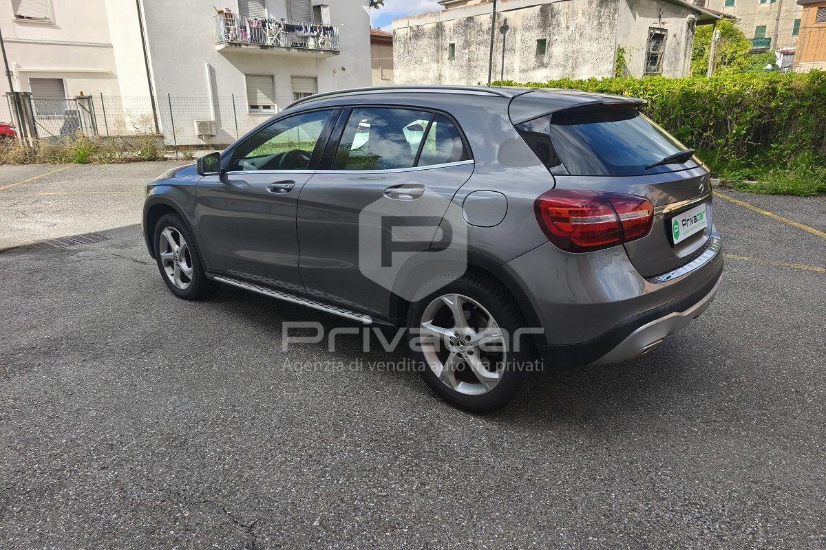 MERCEDES GLA 220 d Automatic 4Matic Premium