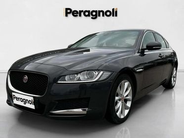 JAGUAR XF 2.0 D 180 CV aut. Prestige