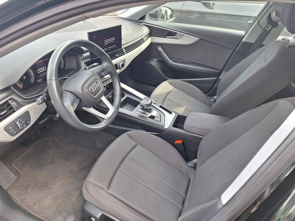 Audi A4 Avant 35 TFSI S tronic Business Advanced