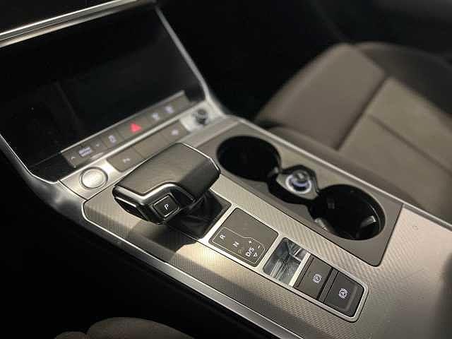 Audi A6 Avant 40 2.0 TDI S tronic Business Sport