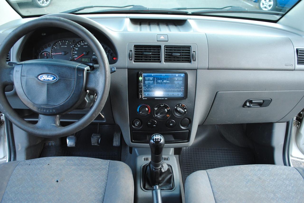 Ford Tourneo Connect 1.8 TD 90CV