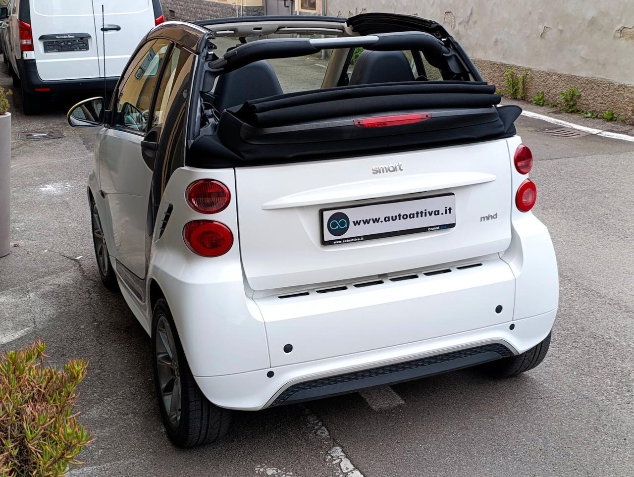 Smart ForTwo 1000 52 kW MHD cabrio pulse