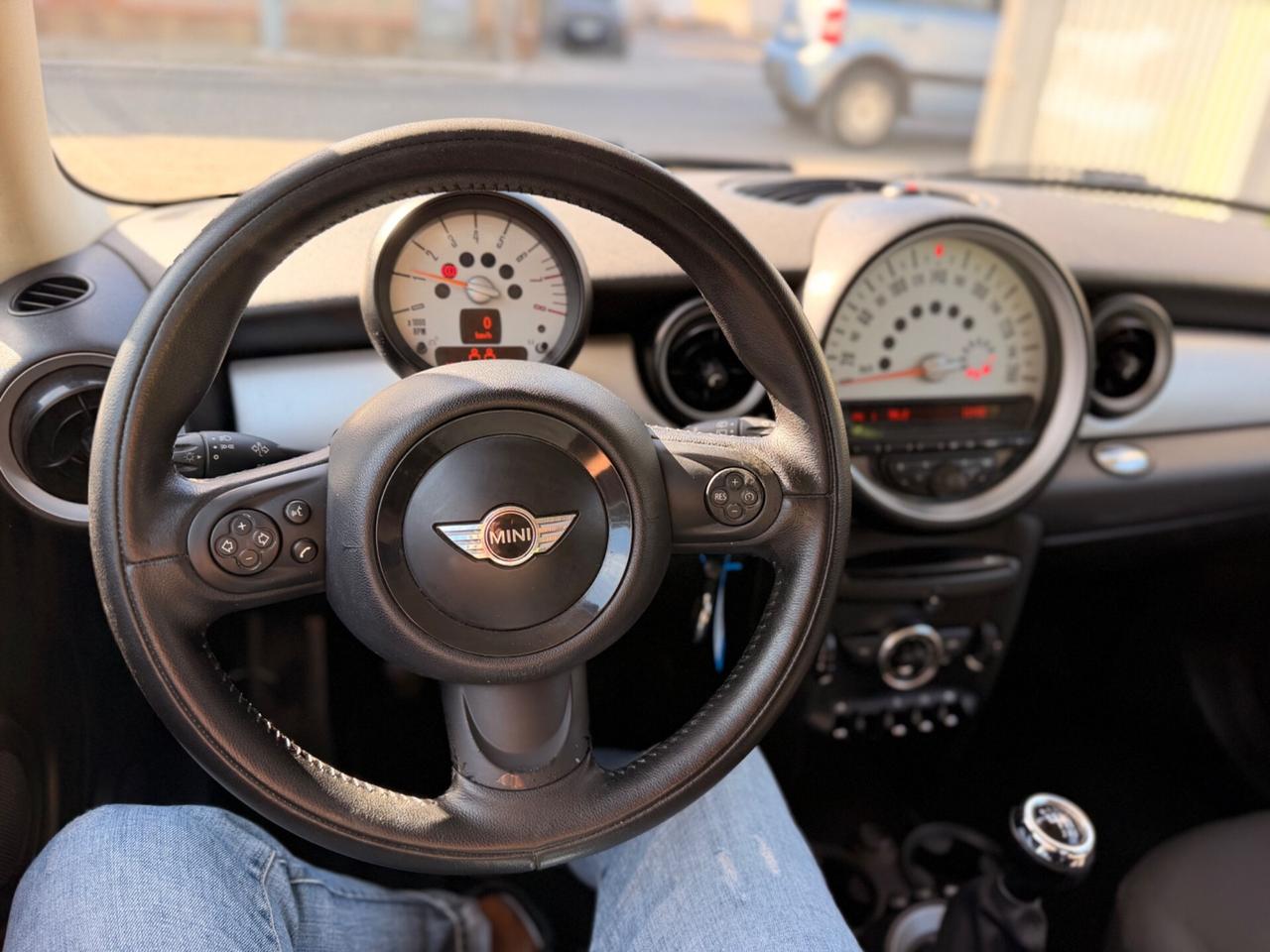 Mini 1.6 16V One 130.000 KM 2012