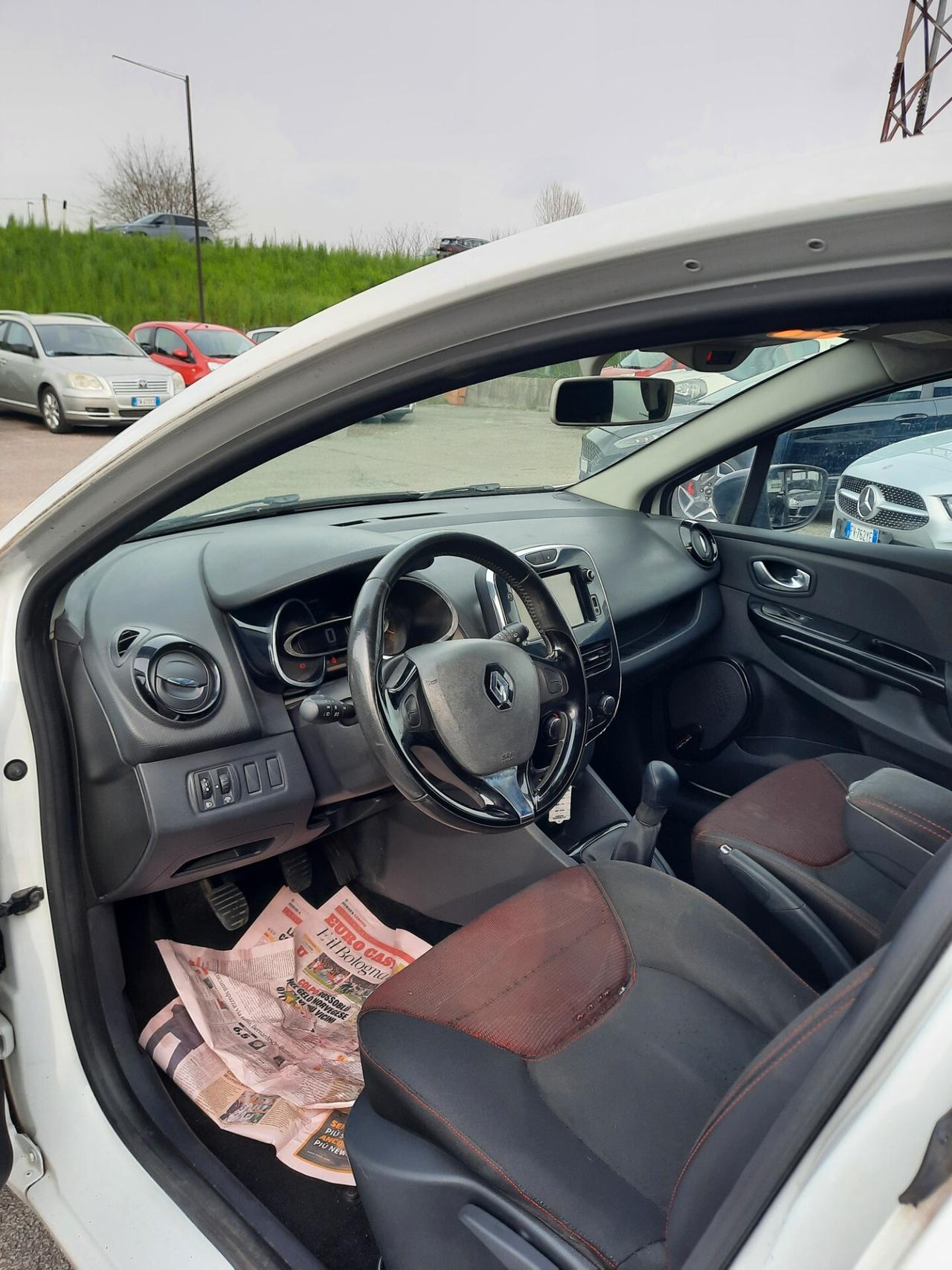 Renault Clio 1.2 75CV 5 porte Live OK NEOPATENTATI