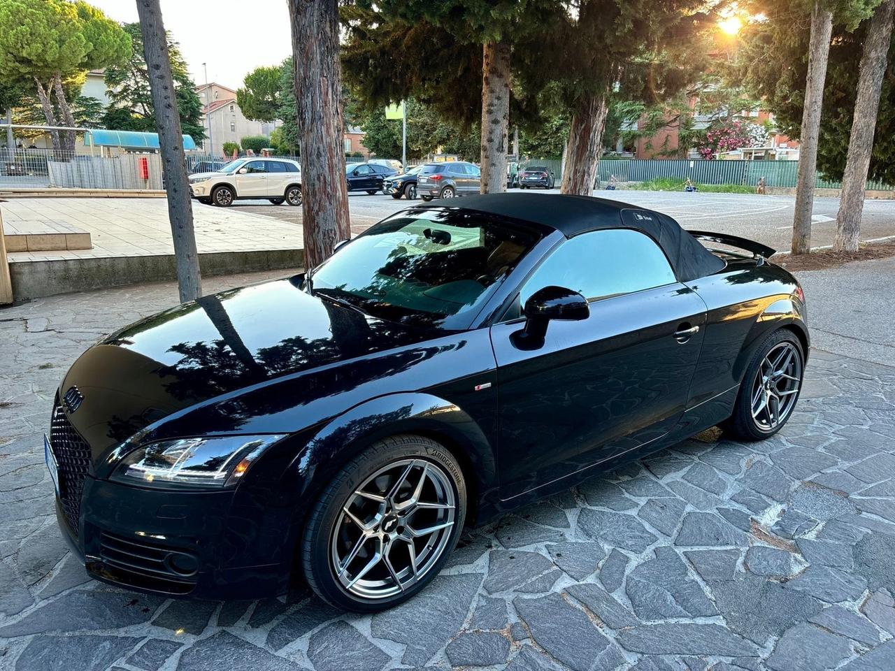 Audi TT Roadster 2.0 TFSI