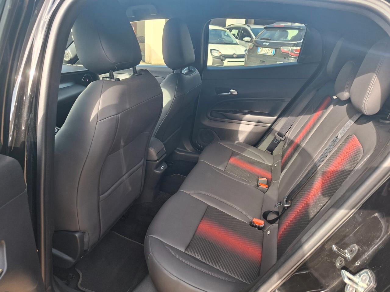 Alfa Romeo Junior 1.2 136 CV Hybrid eDCT6 Speciale