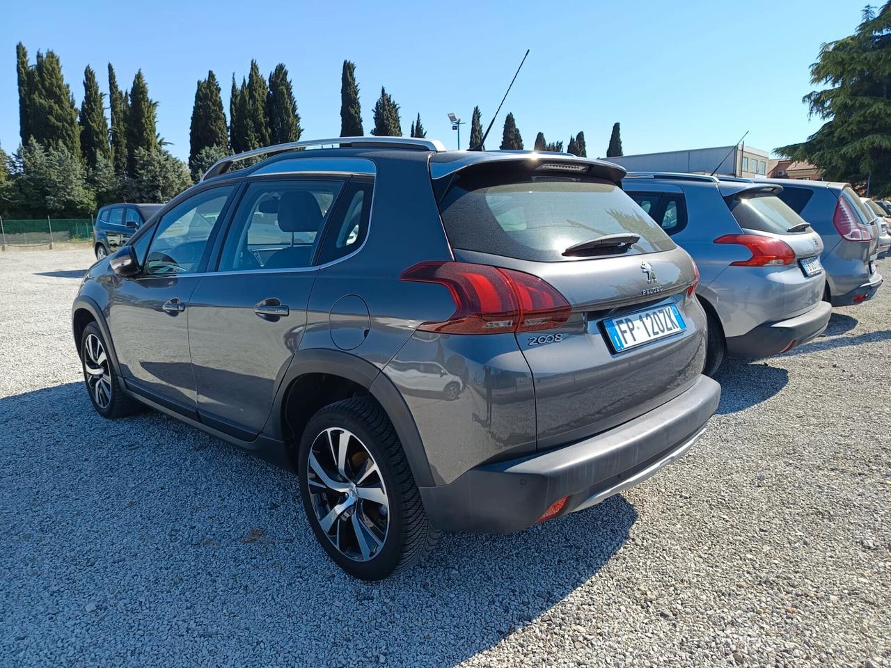 Peugeot 2008 BlueHDi 100 S&S Allure Tua a 161€/Mese