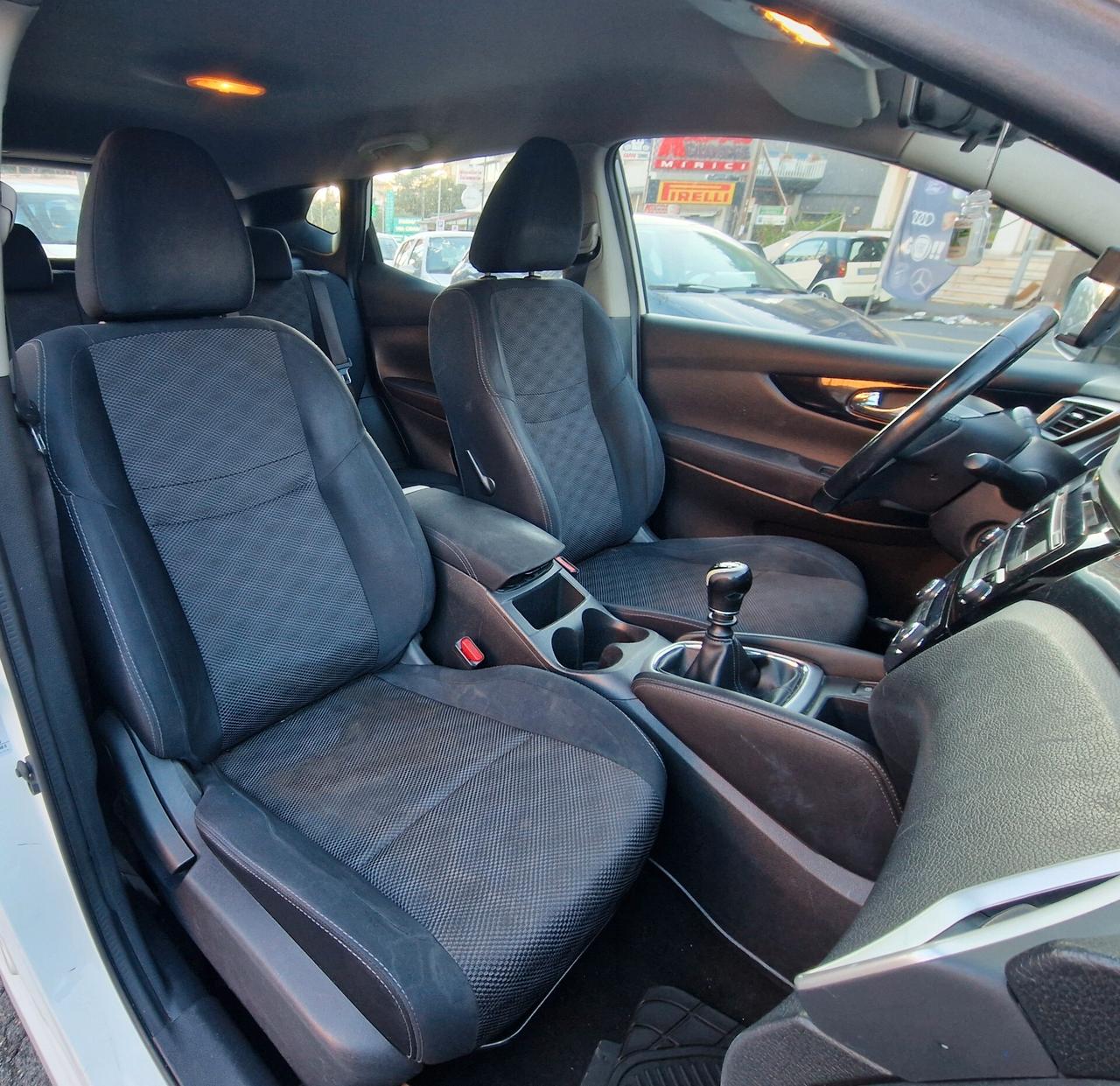 Nissan Qashqai 1.5 dCi DPF Tekna