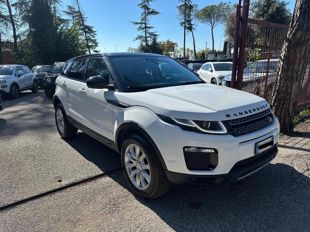 Land Rover Range Evoque 2.0 eD4 5p. SE Dynamic