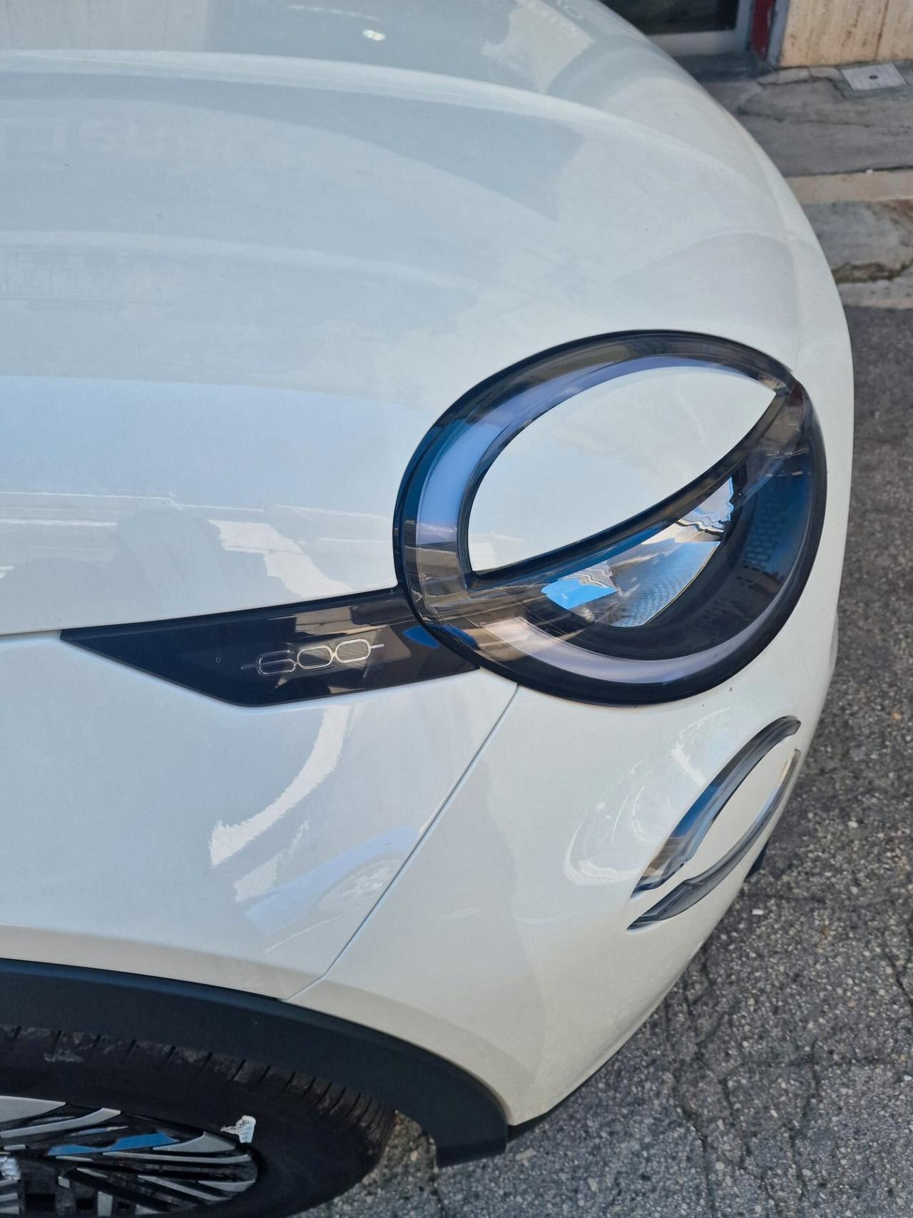 Fiat 600 Hybrid 110 CV DCT MHEV