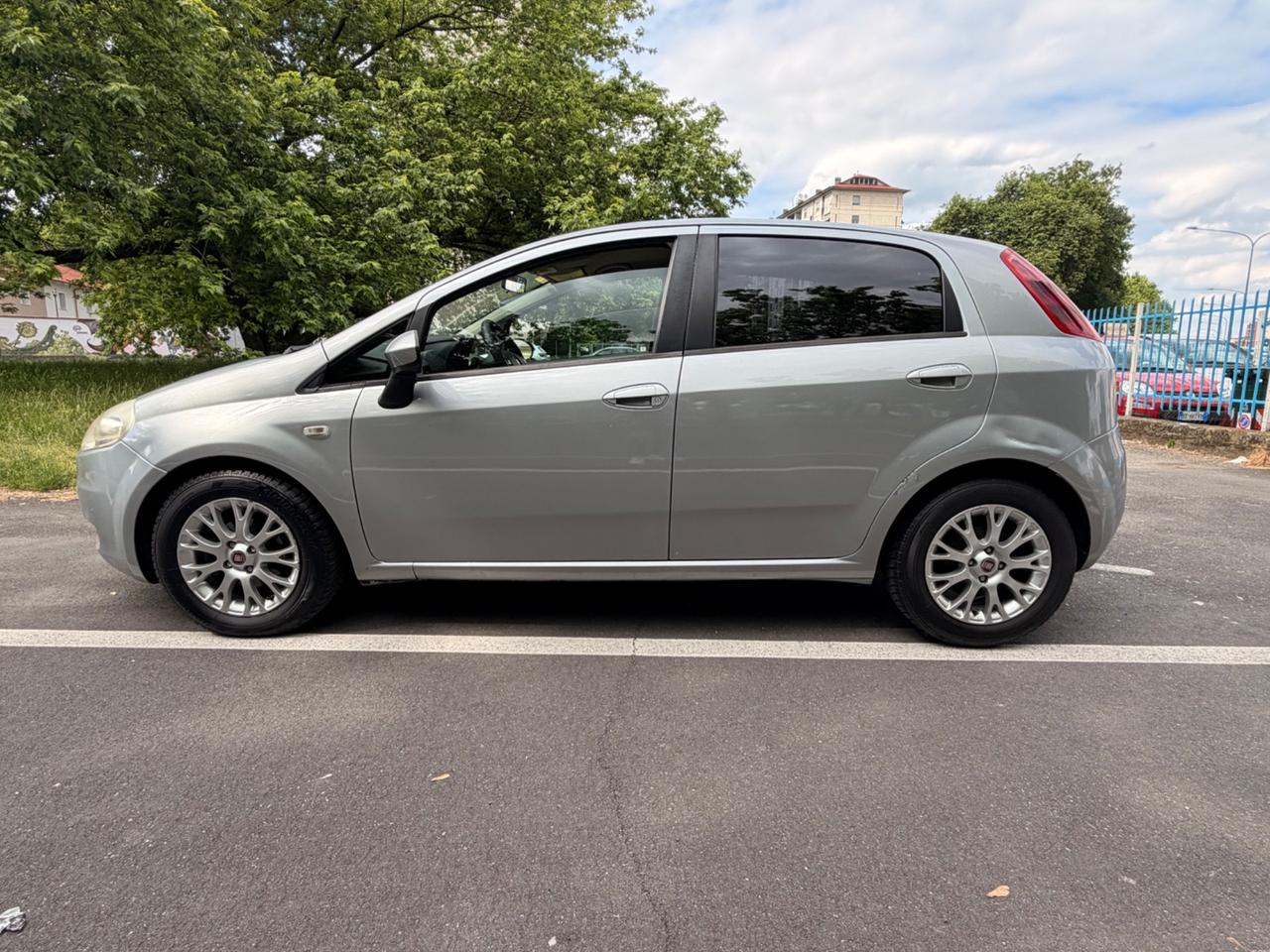 Fiat Grande Punto 1.3 MJT 75 CV 5 porte Dynamic
