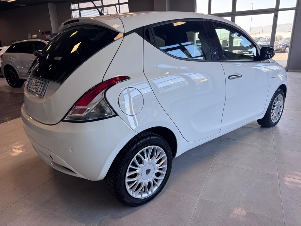 LANCIA YPSILON 1.3 MJET GOLD