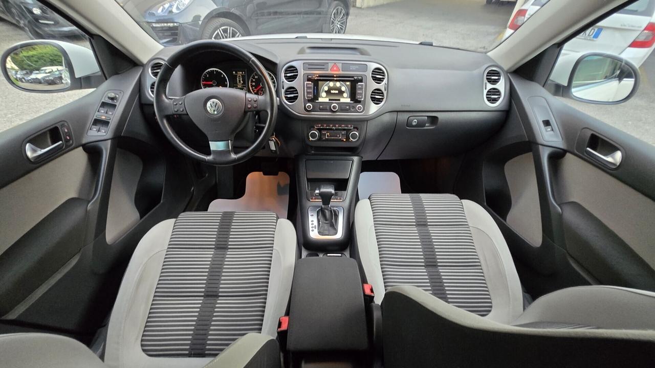 Volkswagen Tiguan 2.0 TDI DPF 4MOTION DSG Sport &