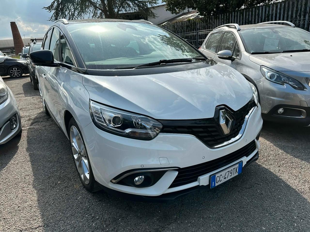 Renault Grand Scenic Blue dCi 120 CV EDC Sport Edition2 N1