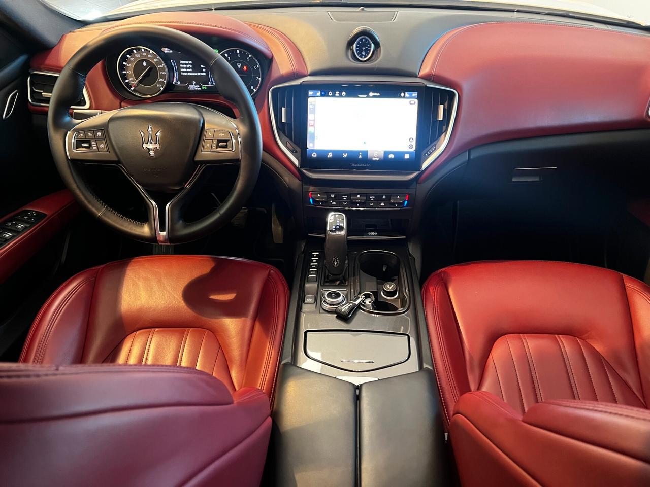 Maserati Ghibli V6 430 CV Q4 Granlusso