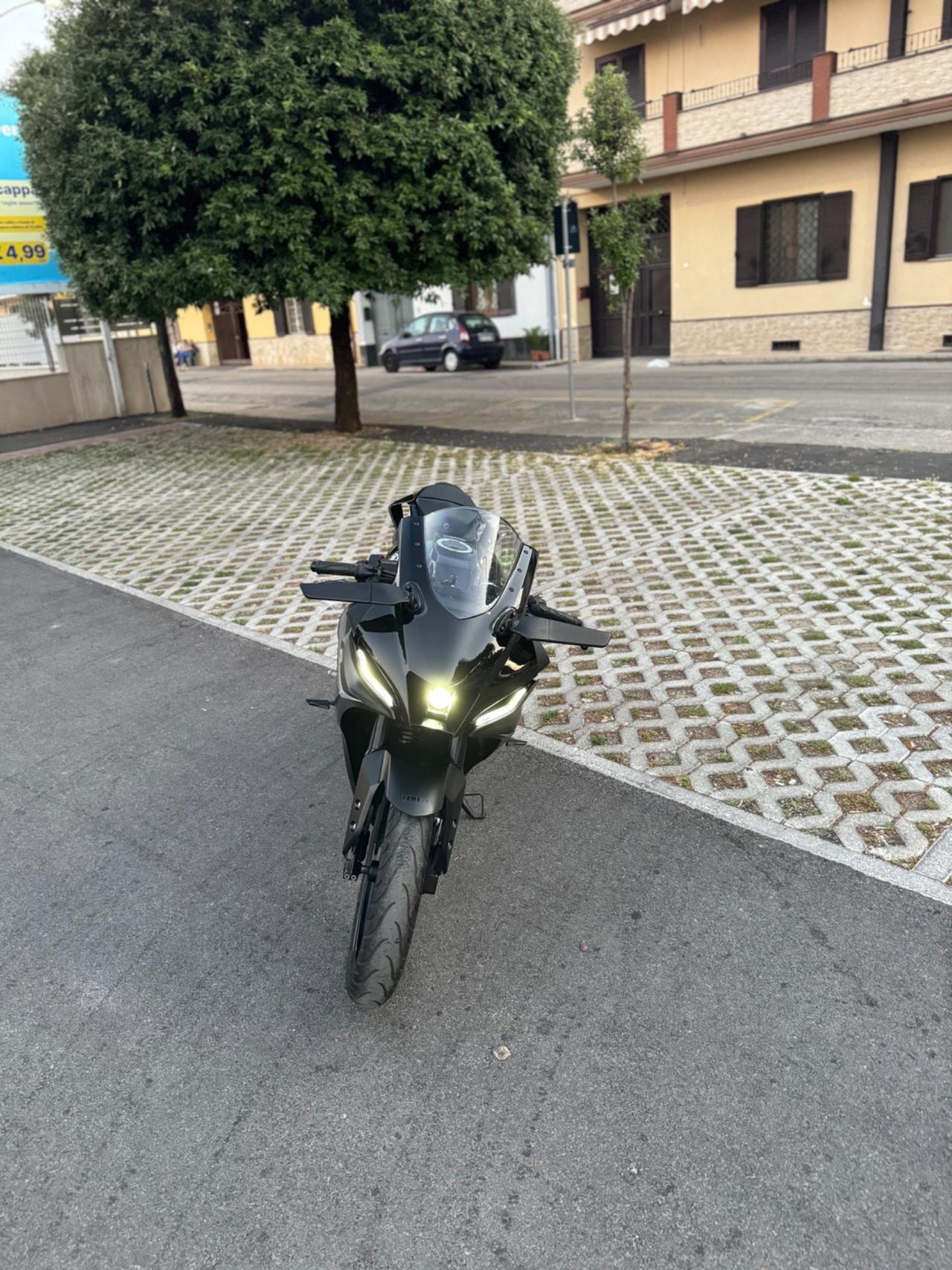 Yamaha YZF R125