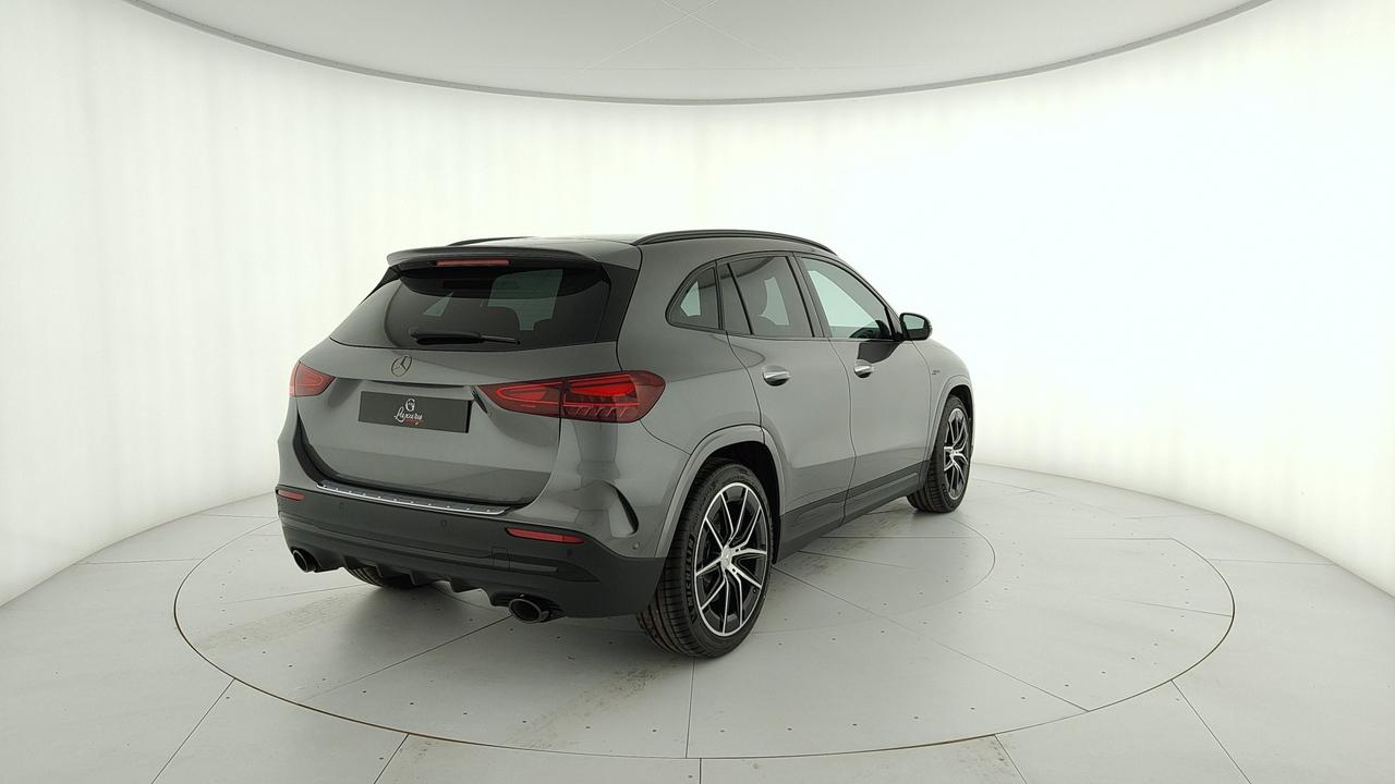 Mercedes-Benz Mercedes-AMG GLA 35 4MATIC