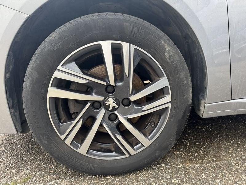 Peugeot 208 Allure Pack BlueHDi 100 S/S