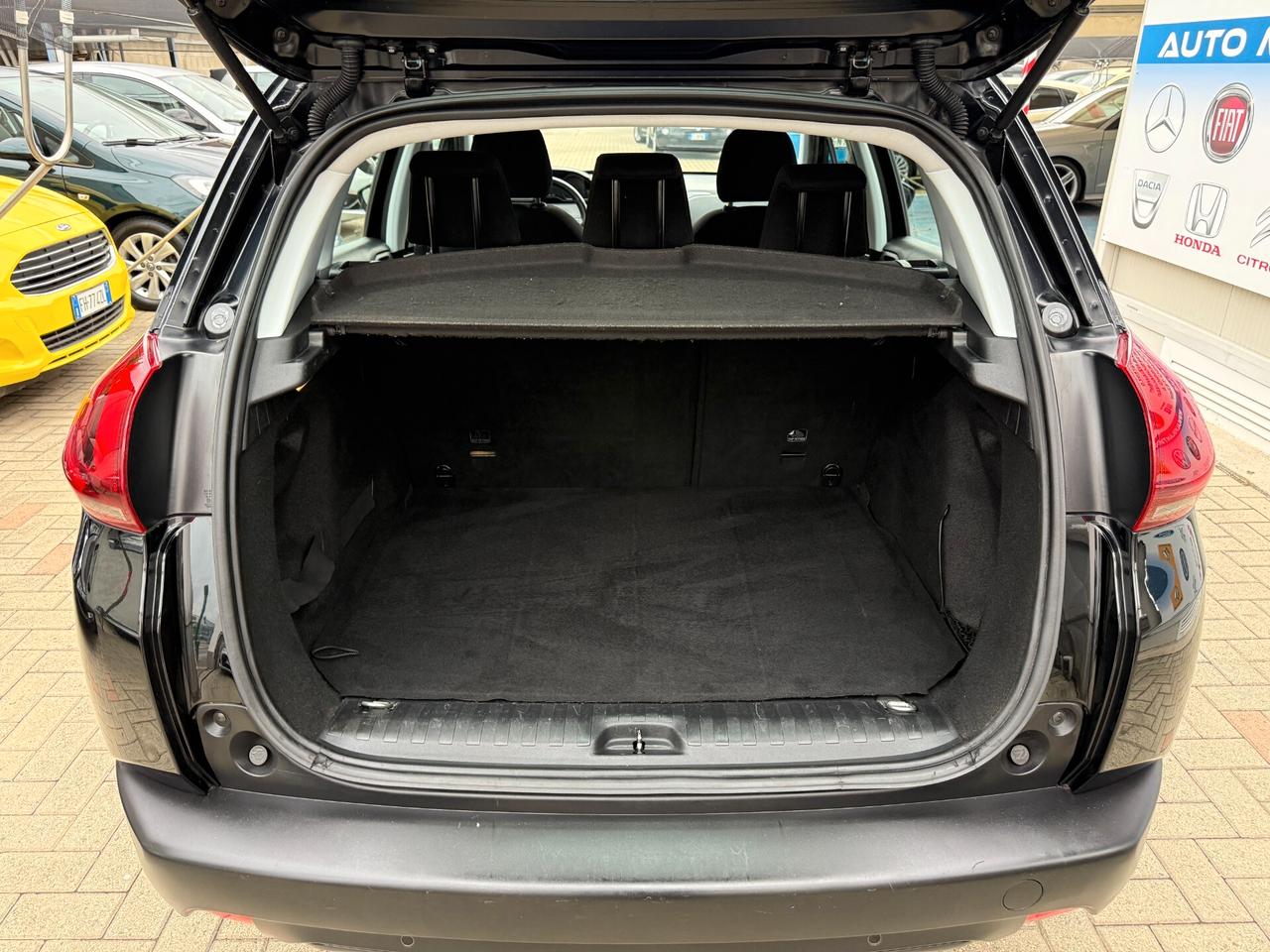 Peugeot 2008 PureTech 82 S&S Allure