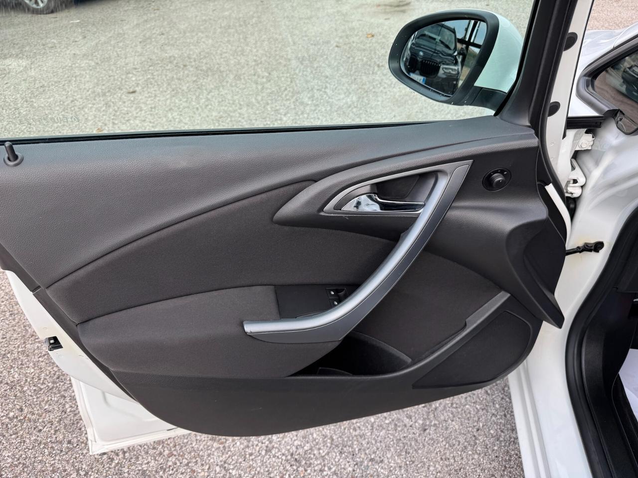 Opel Astra Sports Tourer 1.7 cdti 130cv AUTOCARRO N1 - UNIPR.