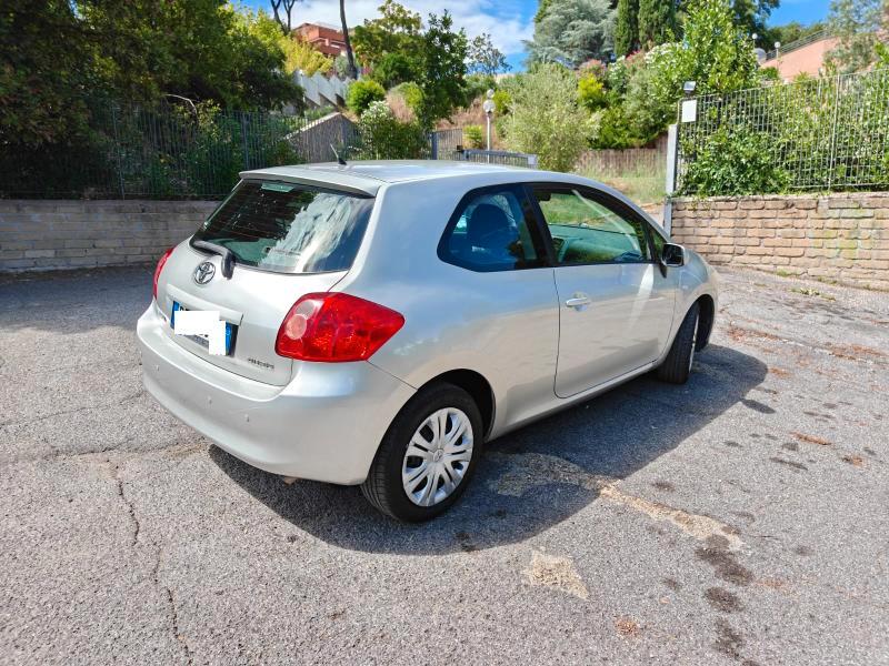Toyota Auris 3 Porte Auris 3p 1.4 Sol km 134000