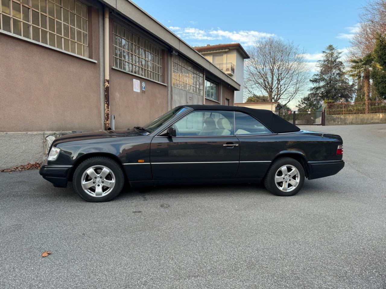 Mercedes-benz E 200 cabrio - ASI