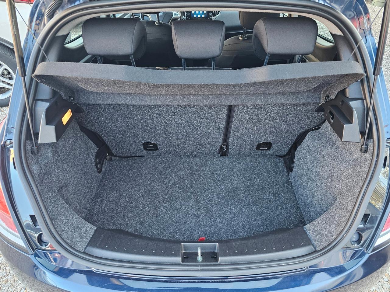 Lancia Ypsilon 1.0 FireFly 5 porte S&S Hybrid Ecochic Gold