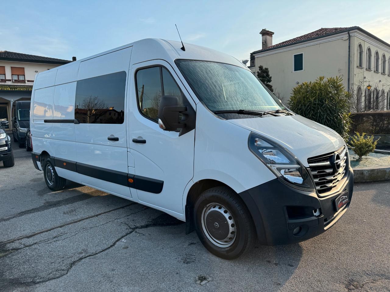 Opel Movano 2.3D 180 CV Semivetrato 7Posti Furgone Cambio Automatico