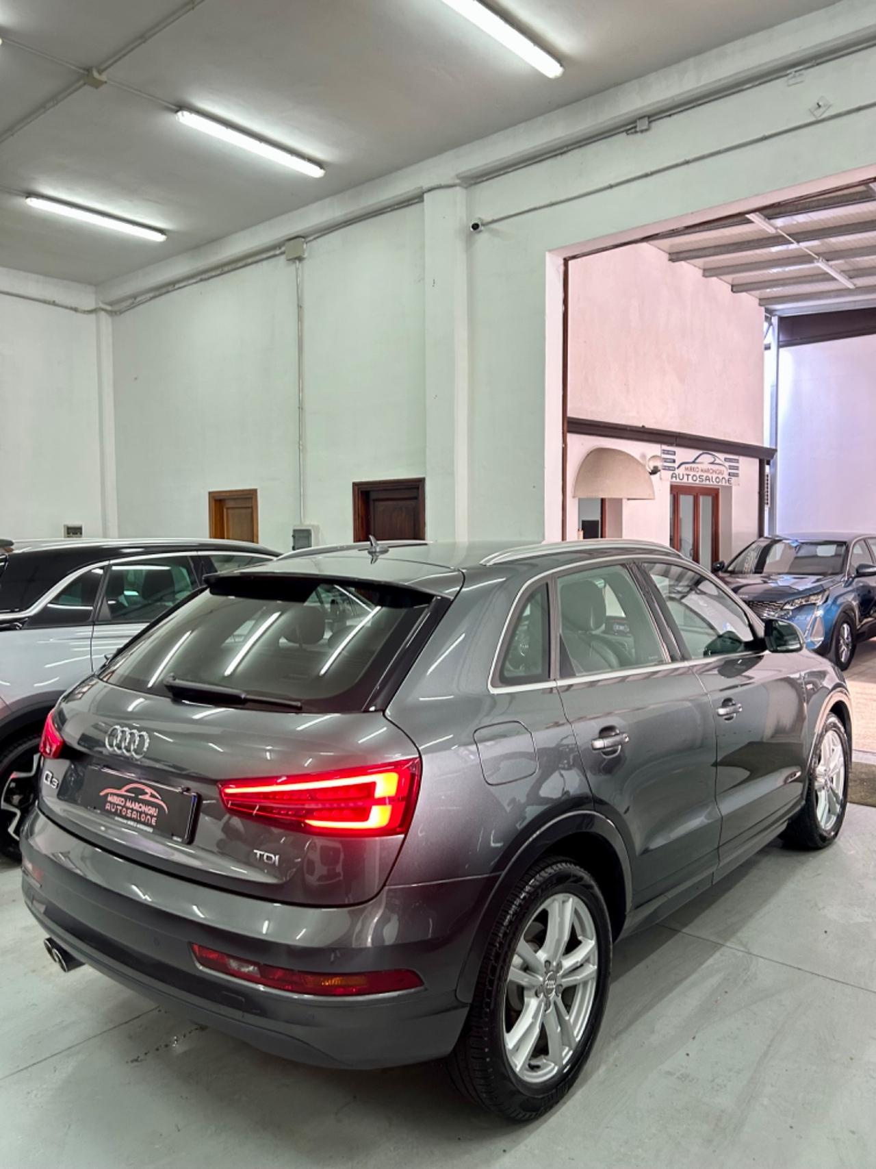 AUDI Q3 2.0 TDI S tronic S-Line FULL FINANZIABILE