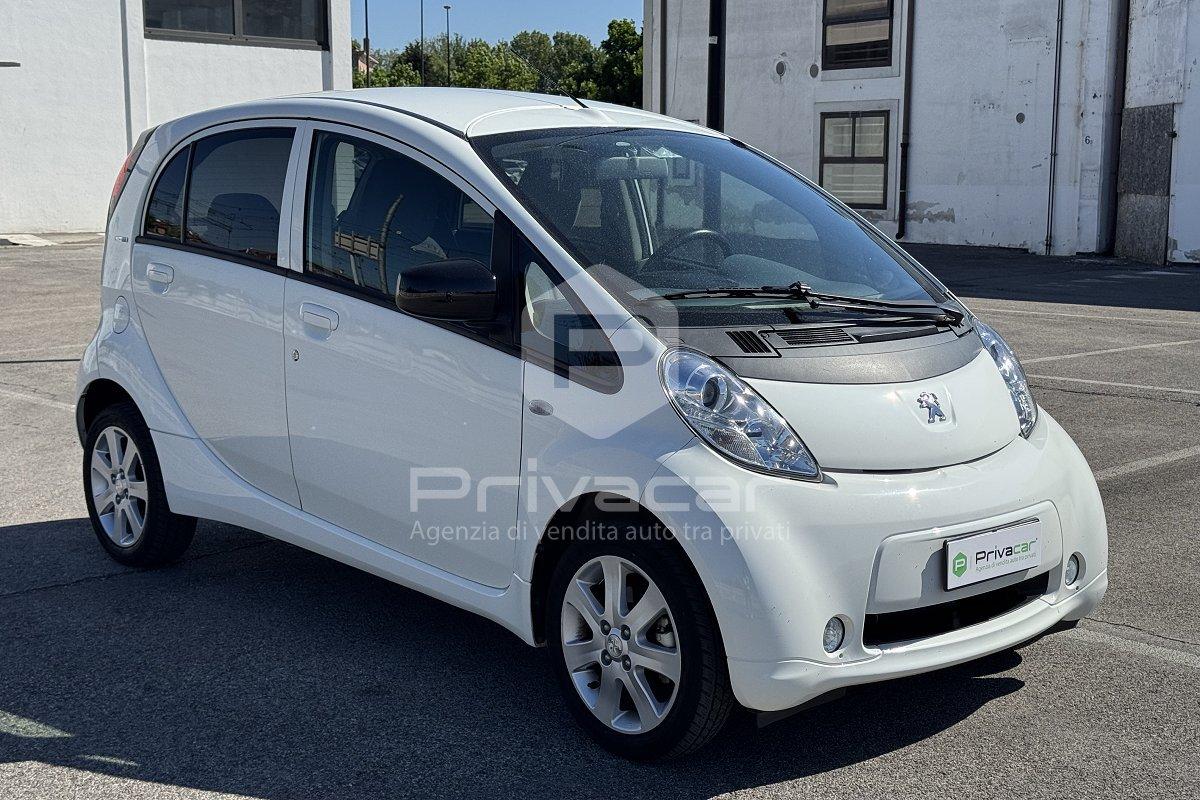 PEUGEOT iOn Active