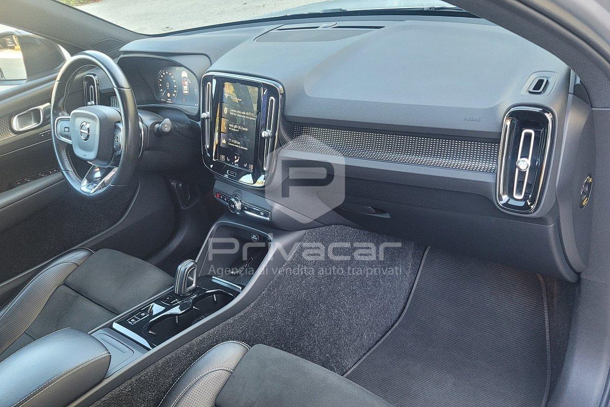 VOLVO XC40 D4 AWD Geartronic R-design