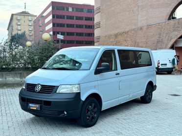 Volkswagen Transporter 2.5 TDI/174CV PC Kombi