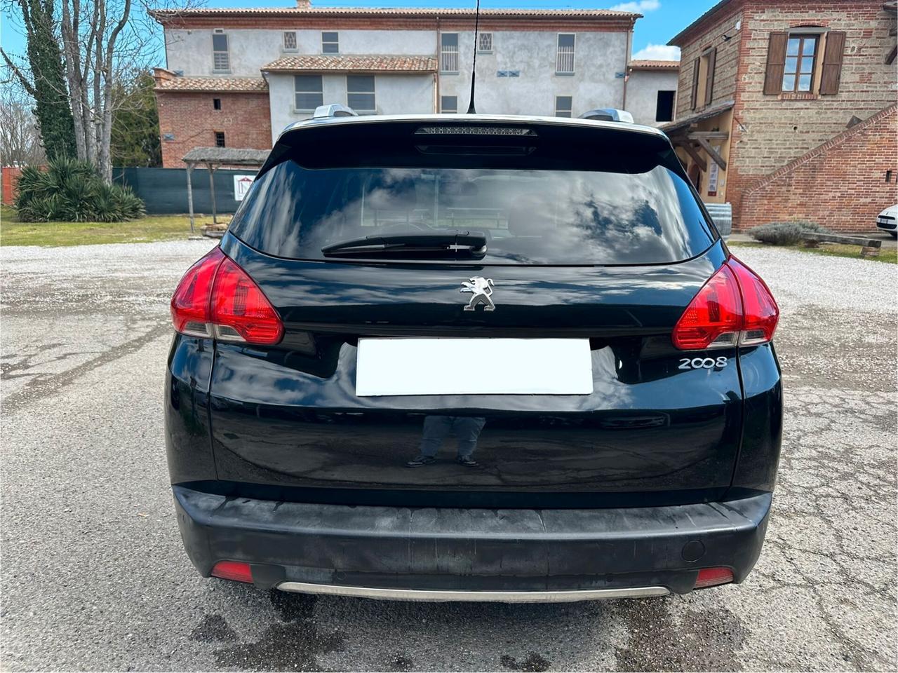 Peugeot 2008 BlueHDi 120 S&S Allure