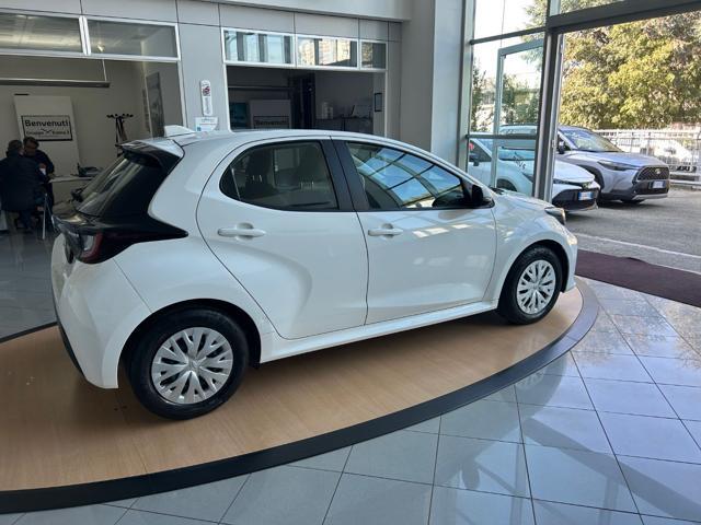 TOYOTA Yaris 1.5 Hybrid 5 porte Active