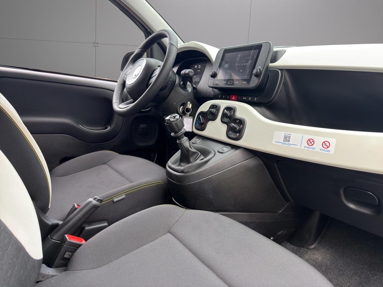 Fiat - Pandina Cross 1.0 firefly hybrid