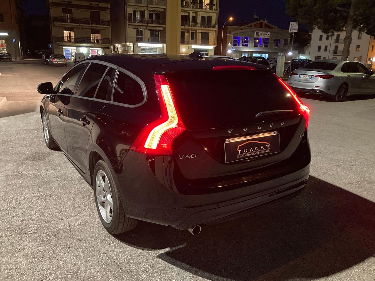 Volvo V60 2.0 D2 Kinetic #6753