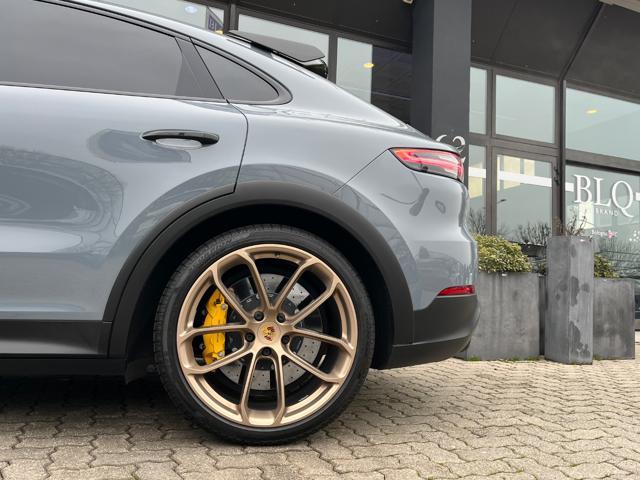 PORSCHE Cayenne Coupé 4.0 Turbo GT