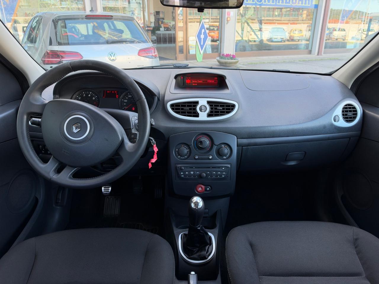 Renault Clio 1.2 16V 5 porte Yahoo! 2012