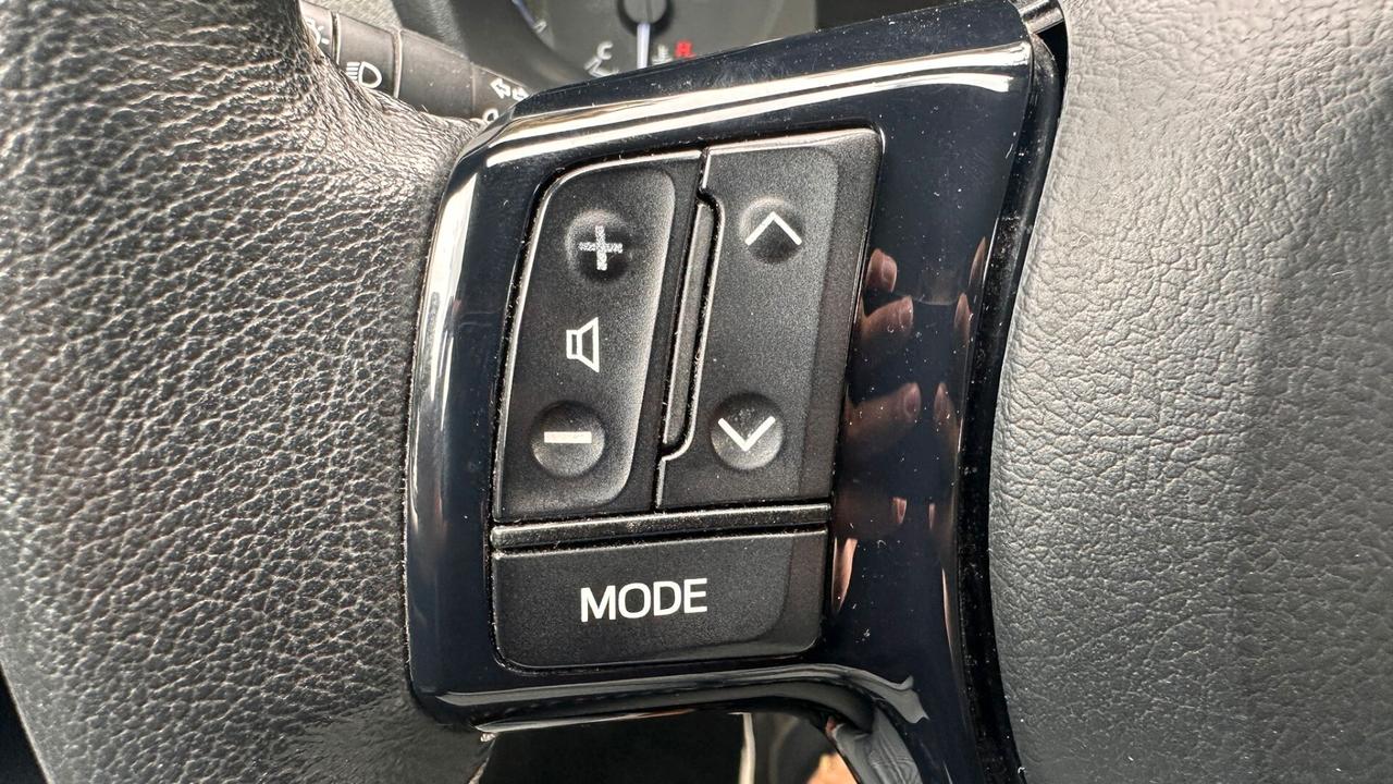 Toyota Yaris 1.5 Hybrid 5 porte Active 2018 neop PERFETTA leggi testo
