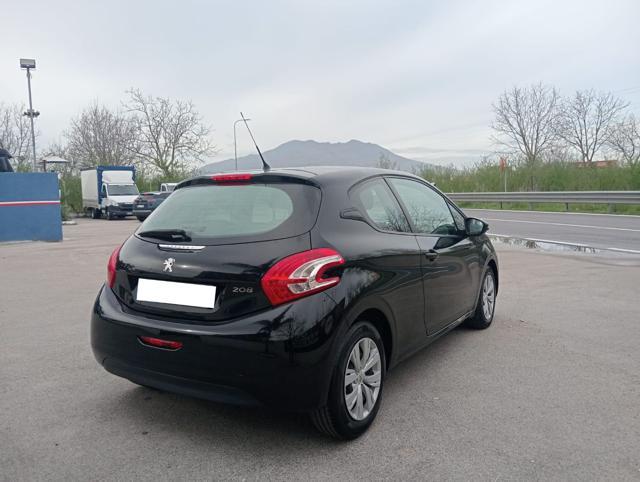 PEUGEOT 208 1.4 8V HDi 68CV 3p. Allure