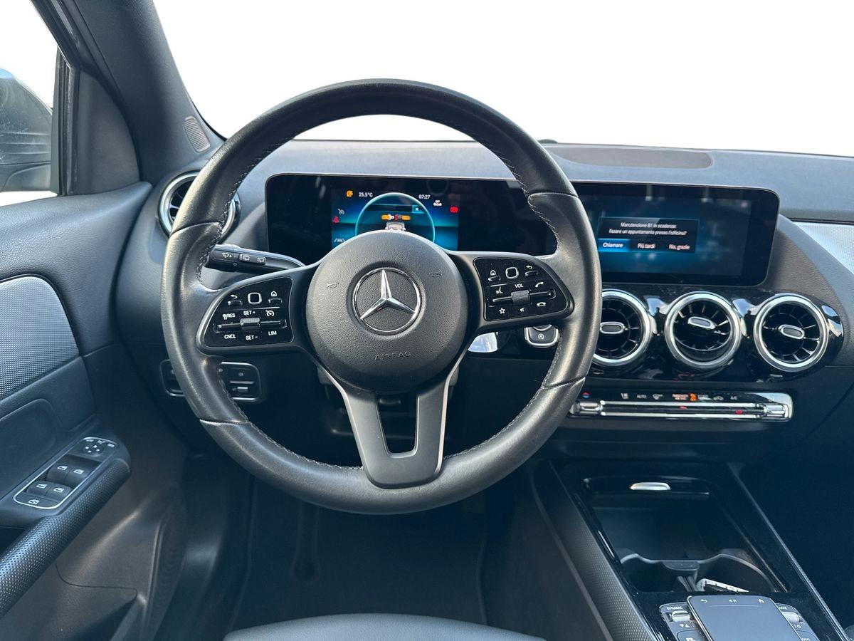 Mercedes-Benz GLA-H247 2020 - GLA 180 d Sport auto