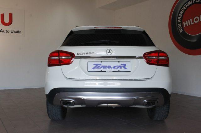 MERCEDES-BENZ GLA 200 d Automatic Executive tetto panorama