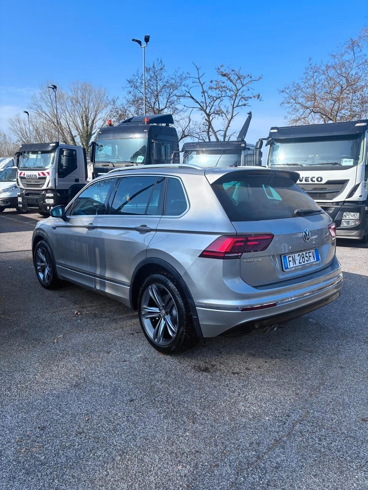 Volkswagen Tiguan 2.0 TDI SCR 4MOTION R Line