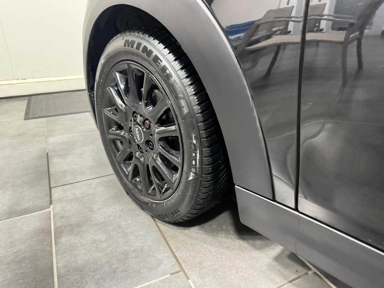 Mini 1.5 Cooper D Baker Street Stop a bandiera Inglese e anche Bandiere interni